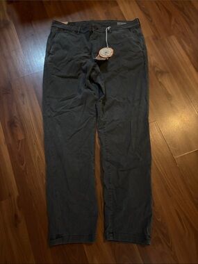 Men’s NWT 35X32 Coastline Chino Pants By Faherty